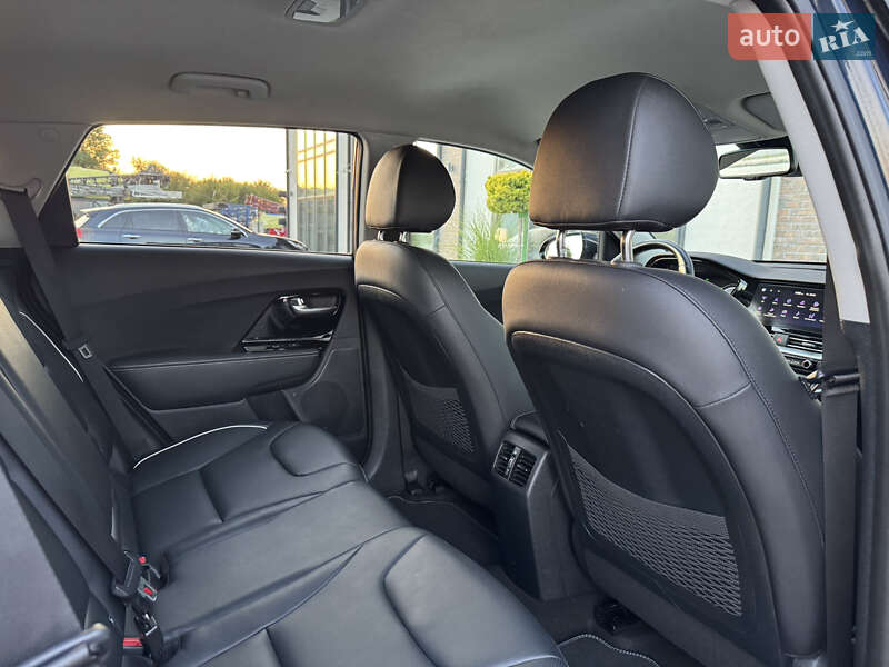 Внедорожник / Кроссовер Kia Niro 2020 в Тернополе фото 70 Внедорожник / Кроссовер Kia Niro 2020 в Тернополе