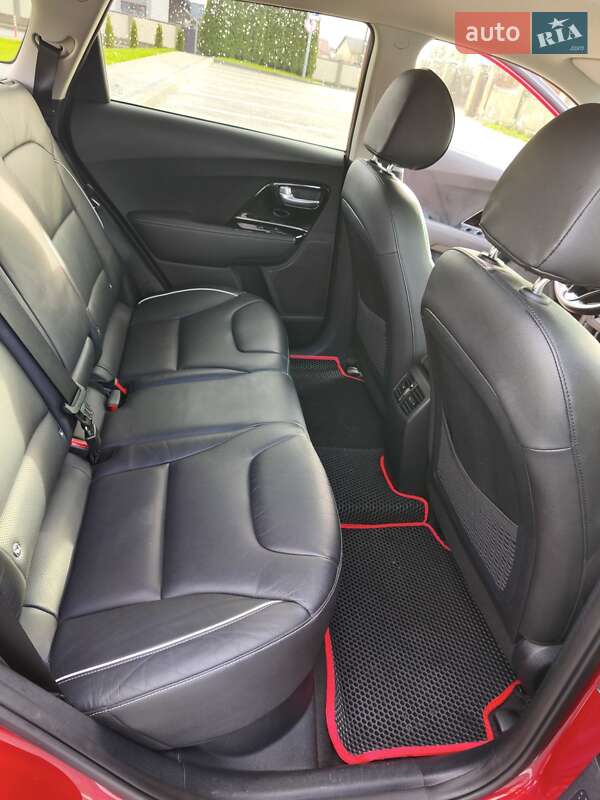 Позашляховик / Кросовер Kia Niro 2019 в Львові