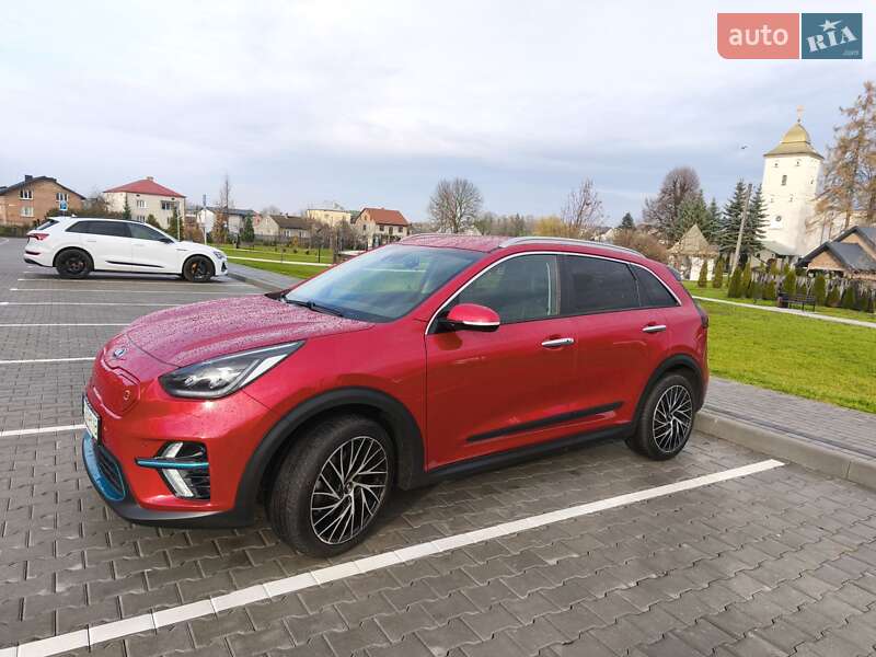 Позашляховик / Кросовер Kia Niro 2019 в Львові