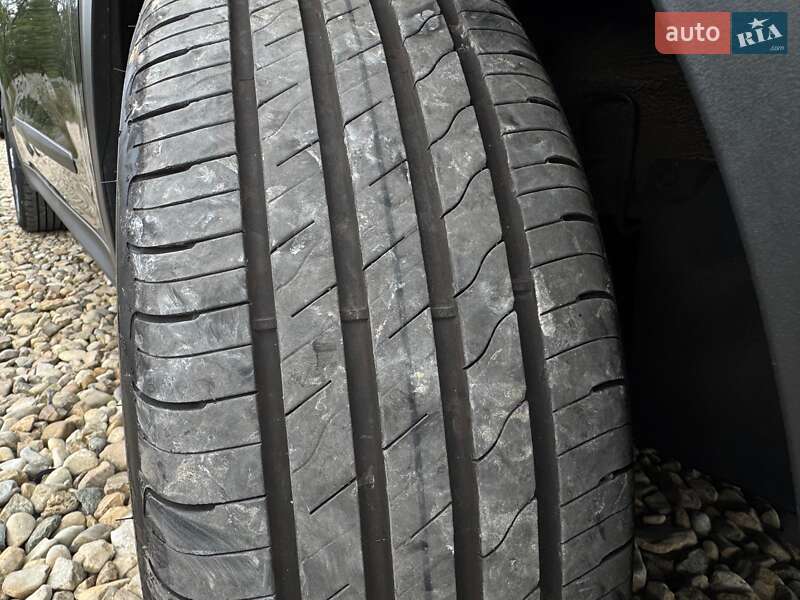 Внедорожник / Кроссовер Kia Niro 2020 в Львове