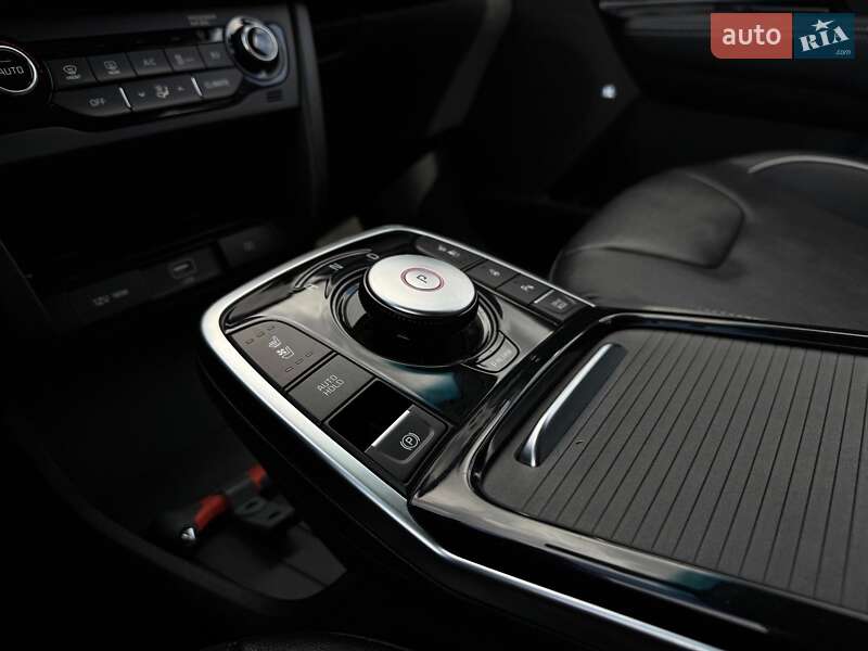 Внедорожник / Кроссовер Kia Niro 2020 в Львове