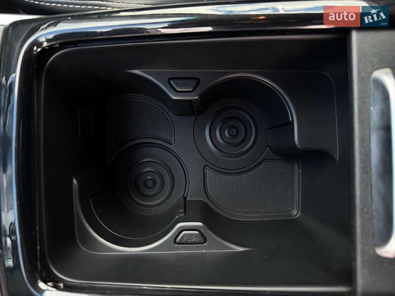 Внедорожник / Кроссовер Kia Niro 2020 в Львове