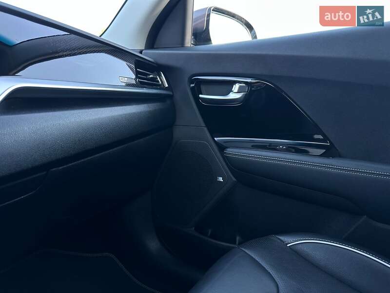 Внедорожник / Кроссовер Kia Niro 2020 в Львове