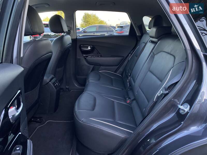 Внедорожник / Кроссовер Kia Niro 2020 в Львове