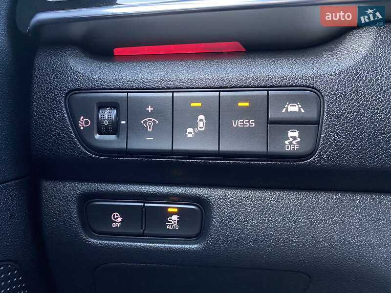 Внедорожник / Кроссовер Kia Niro 2020 в Львове