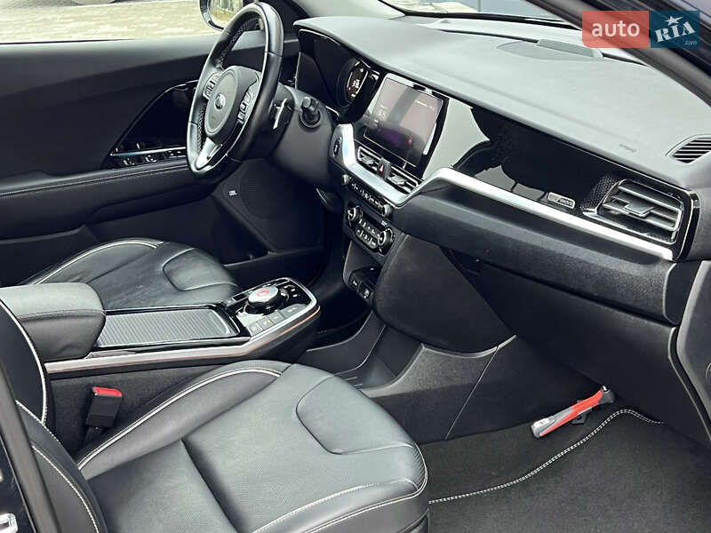 Позашляховик / Кросовер Kia Niro 2020 в Тернополі