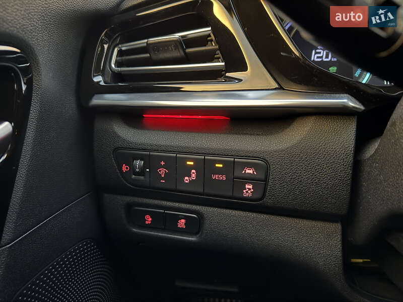 Внедорожник / Кроссовер Kia Niro 2021 в Тернополе