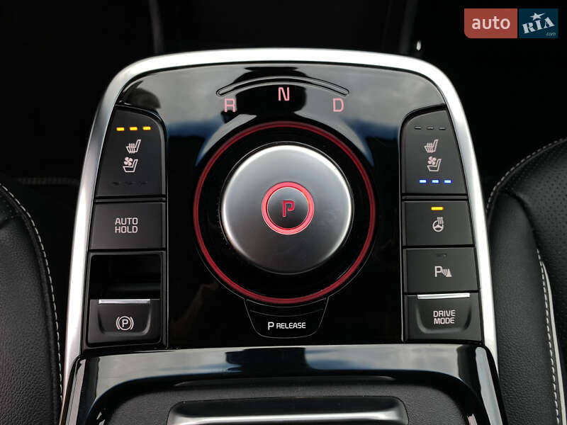 Внедорожник / Кроссовер Kia Niro 2020 в Львове