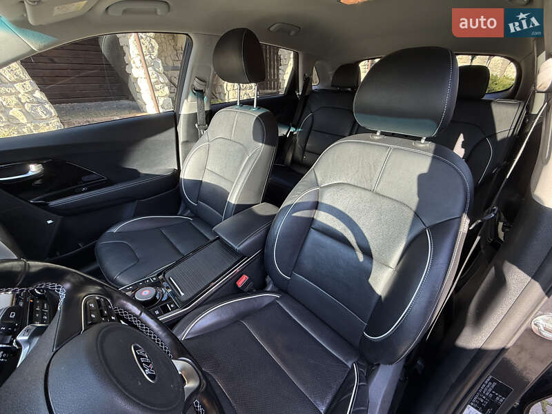 Внедорожник / Кроссовер Kia Niro 2020 в Львове