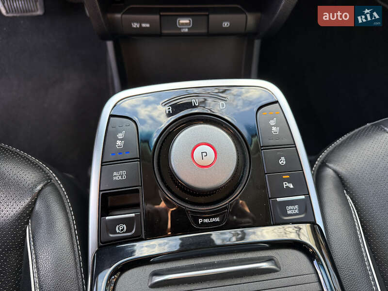 Внедорожник / Кроссовер Kia Niro 2020 в Львове