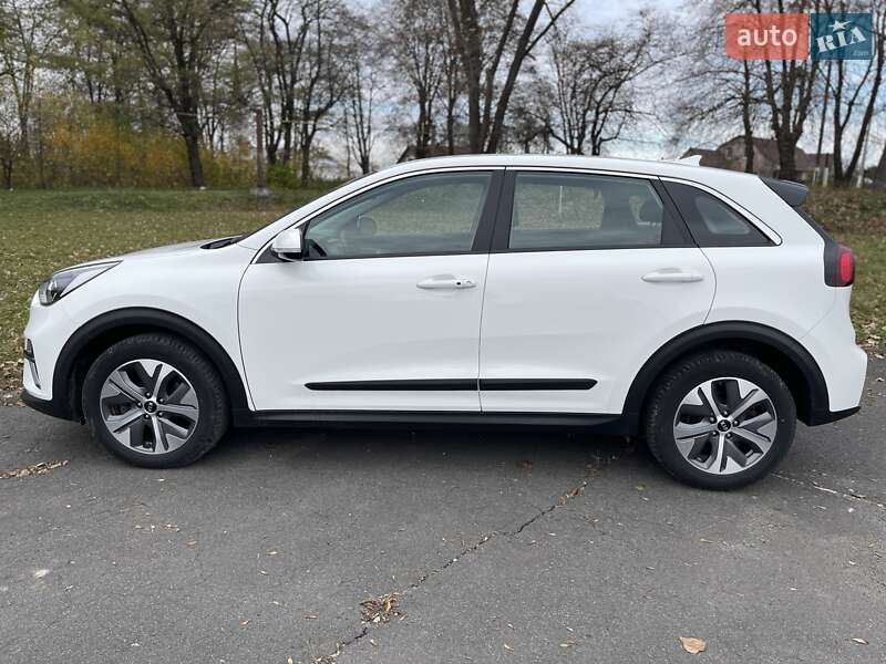 Внедорожник / Кроссовер Kia Niro 2021 в Хмельницком