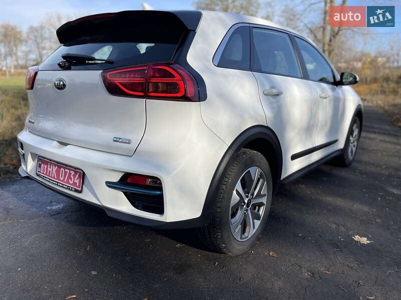 Внедорожник / Кроссовер Kia Niro 2021 в Хмельницком