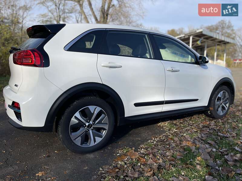 Внедорожник / Кроссовер Kia Niro 2021 в Хмельницком
