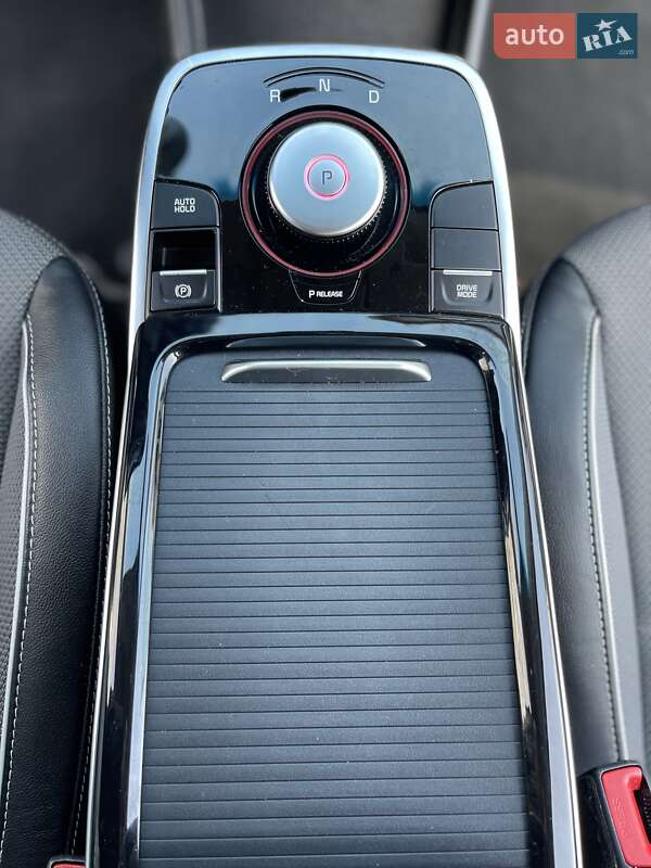 Внедорожник / Кроссовер Kia Niro 2021 в Хмельницком