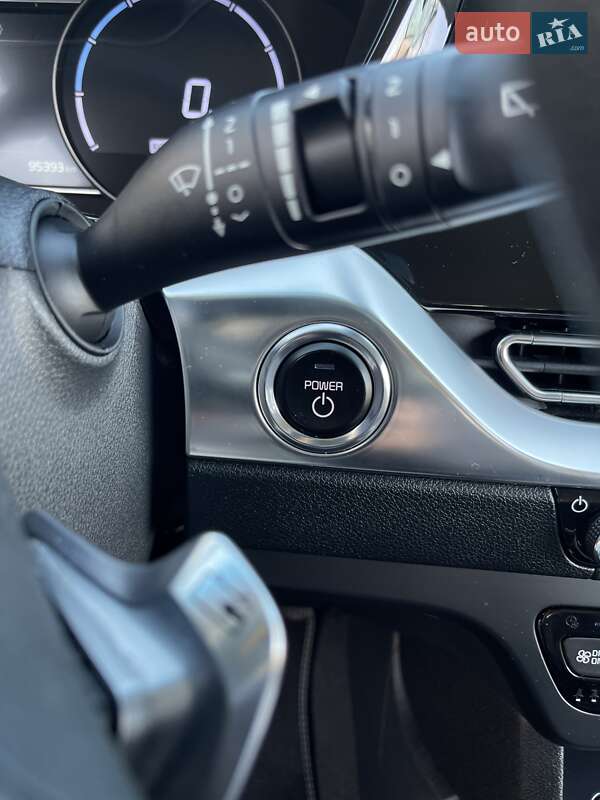 Внедорожник / Кроссовер Kia Niro 2021 в Хмельницком