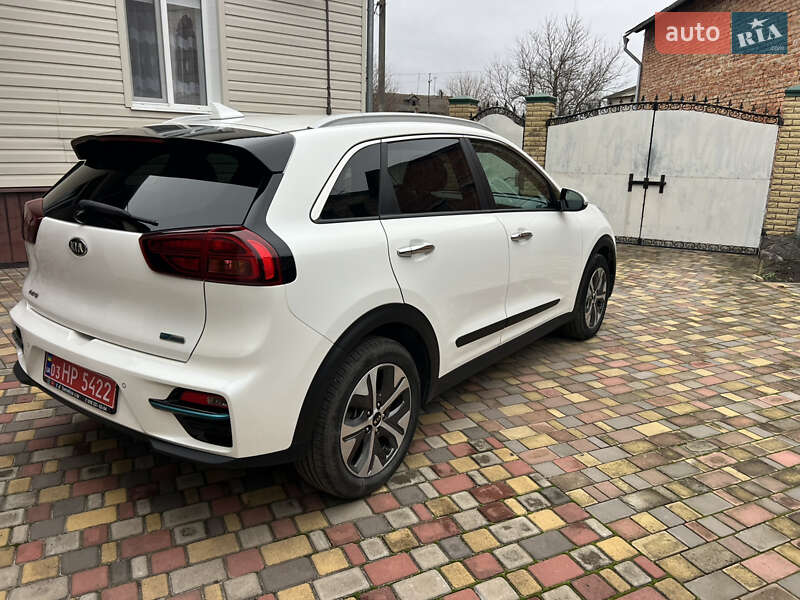 Внедорожник / Кроссовер Kia Niro 2020 в Полтаве