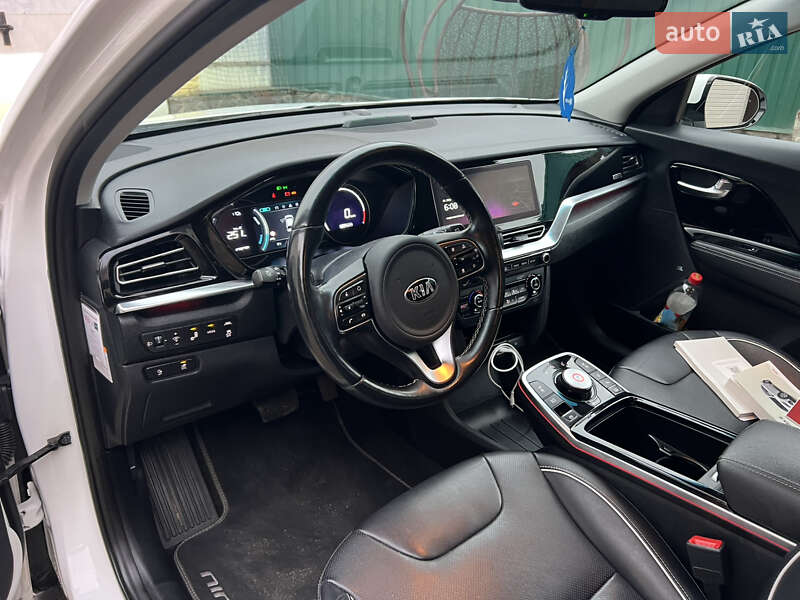 Внедорожник / Кроссовер Kia Niro 2020 в Полтаве