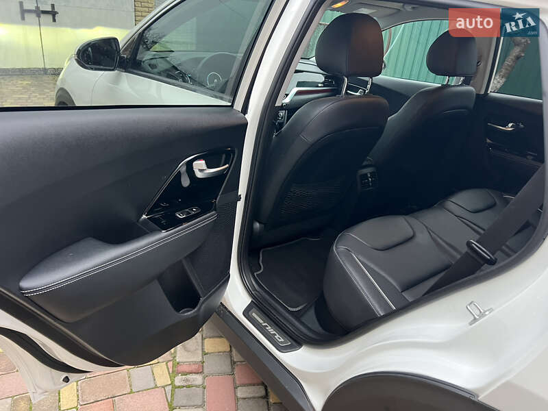 Внедорожник / Кроссовер Kia Niro 2020 в Полтаве