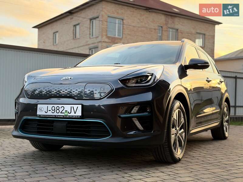 Внедорожник / Кроссовер Kia Niro 2020 в Черновцах