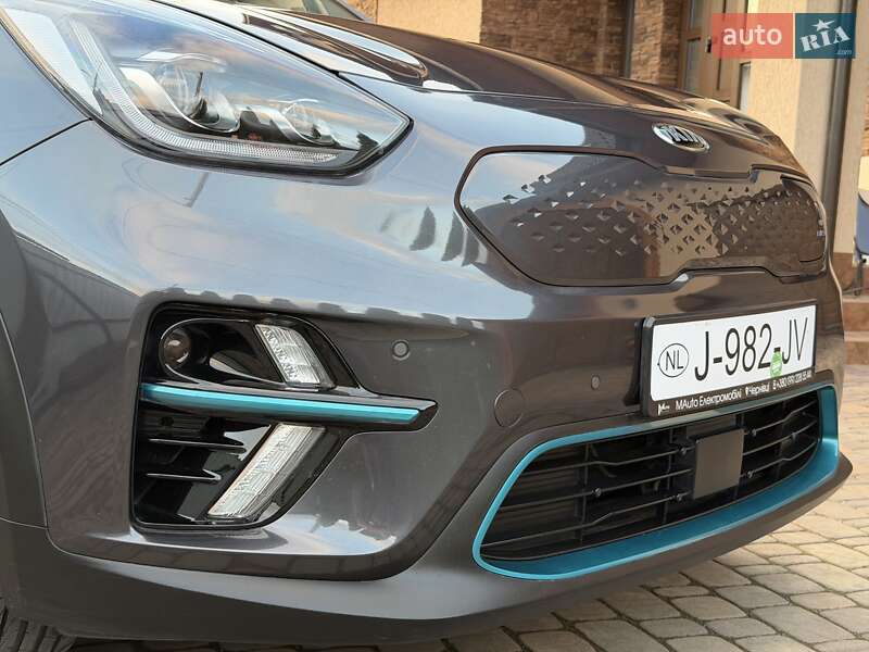 Внедорожник / Кроссовер Kia Niro 2020 в Черновцах
