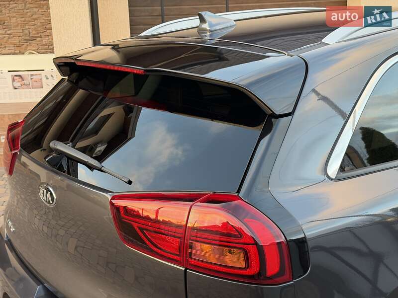 Внедорожник / Кроссовер Kia Niro 2020 в Черновцах