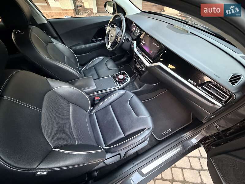 Внедорожник / Кроссовер Kia Niro 2020 в Черновцах