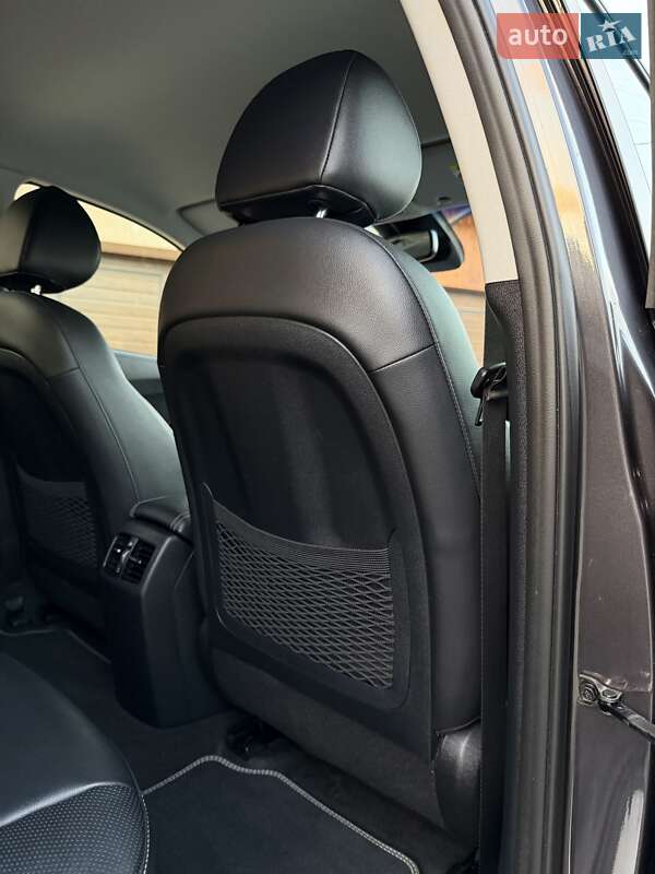 Внедорожник / Кроссовер Kia Niro 2020 в Черновцах