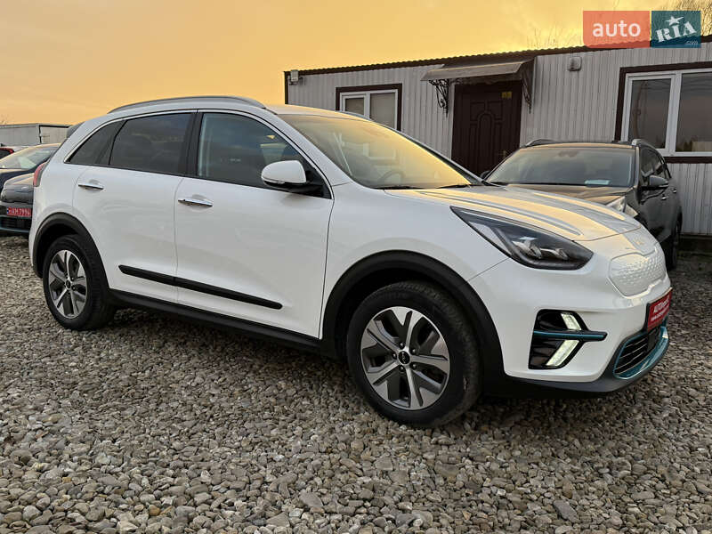 Внедорожник / Кроссовер Kia Niro 2022 в Львове