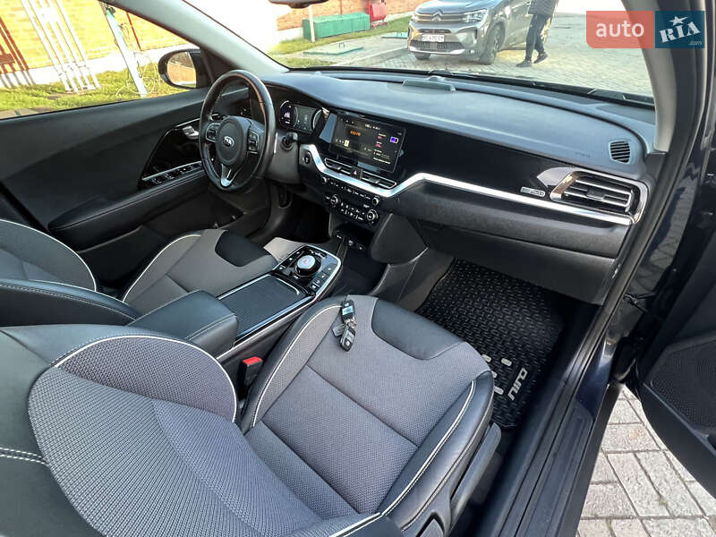 Внедорожник / Кроссовер Kia Niro 2020 в Дрогобыче фото 53 Внедорожник / Кроссовер Kia Niro 2020 в Дрогобыче