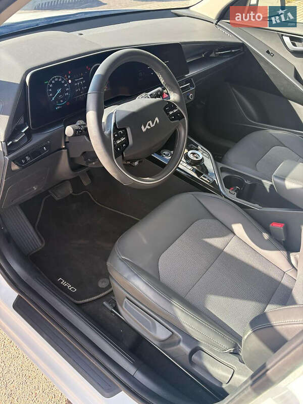 Внедорожник / Кроссовер Kia Niro 2023 в Ровно