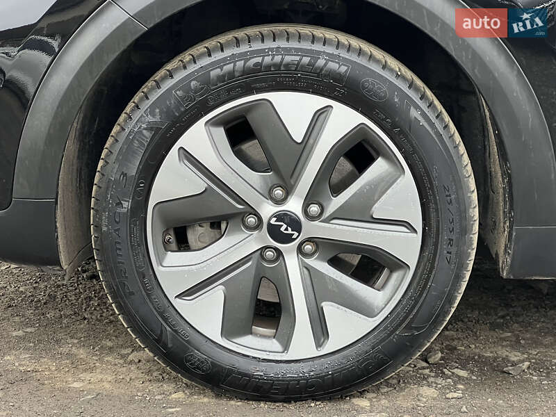 Внедорожник / Кроссовер Kia Niro 2022 в Луцке