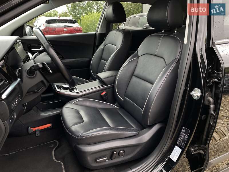 Позашляховик / Кросовер Kia Niro 2020 в Львові