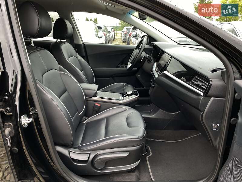 Позашляховик / Кросовер Kia Niro 2020 в Львові