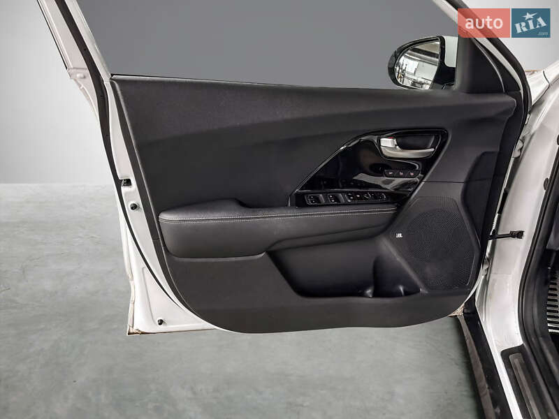 Внедорожник / Кроссовер Kia Niro 2021 в Виннице фото 22 Внедорожник / Кроссовер Kia Niro 2021 в Виннице