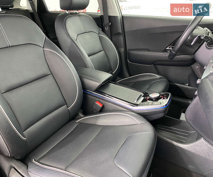 Внедорожник / Кроссовер Kia Niro 2020 в Львове