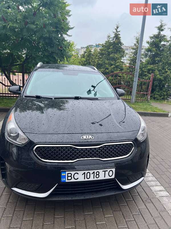 Внедорожник / Кроссовер Kia Niro 2017 в Львове фото 13 Внедорожник / Кроссовер Kia Niro 2017 в Львове