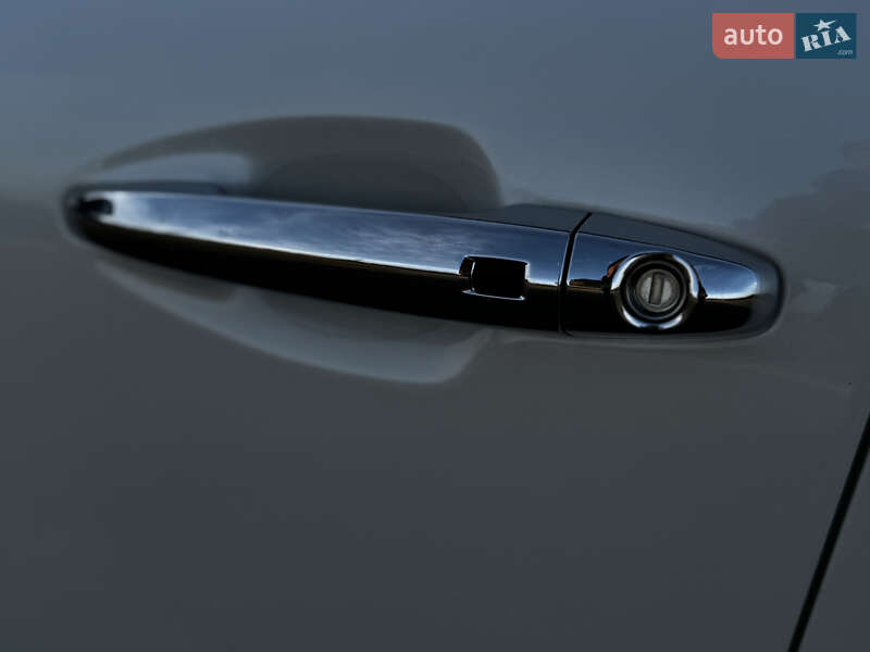 Внедорожник / Кроссовер Kia Niro 2019 в Ровно