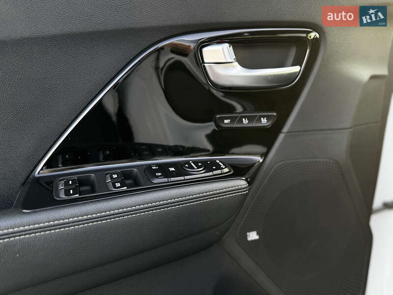 Внедорожник / Кроссовер Kia Niro 2019 в Ровно