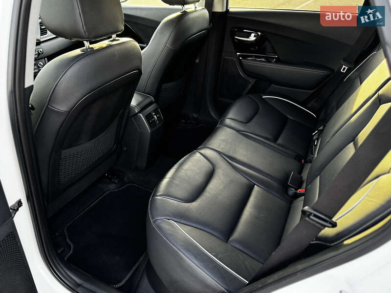 Внедорожник / Кроссовер Kia Niro 2019 в Ровно