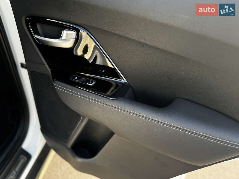 Внедорожник / Кроссовер Kia Niro 2019 в Ровно