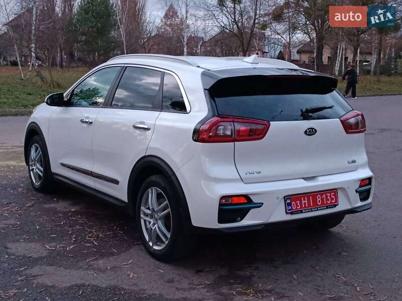 Внедорожник / Кроссовер Kia Niro 2019 в Ровно фото 8 Внедорожник / Кроссовер Kia Niro 2019 в Ровно