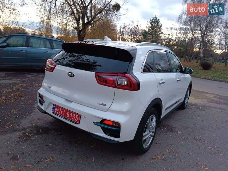 Внедорожник / Кроссовер Kia Niro 2019 в Ровно фото 5 Внедорожник / Кроссовер Kia Niro 2019 в Ровно