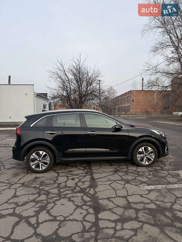 Внедорожник / Кроссовер Kia Niro 2020 в Полтаве