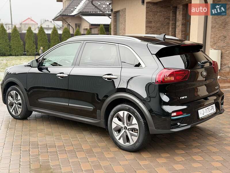 Внедорожник / Кроссовер Kia Niro 2020 в Черновцах