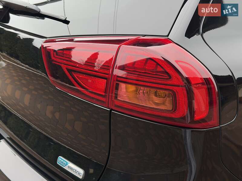 Внедорожник / Кроссовер Kia Niro 2020 в Черновцах