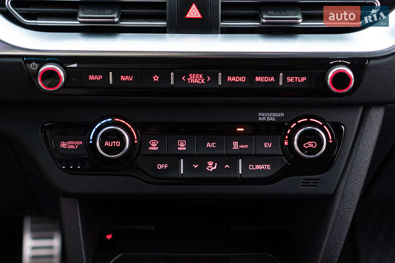 Внедорожник / Кроссовер Kia Niro 2021 в Самборе