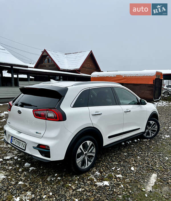 Позашляховик / Кросовер Kia Niro 2018 в Богородчанах фото 9 Позашляховик / Кросовер Kia Niro 2018 в Богородчанах