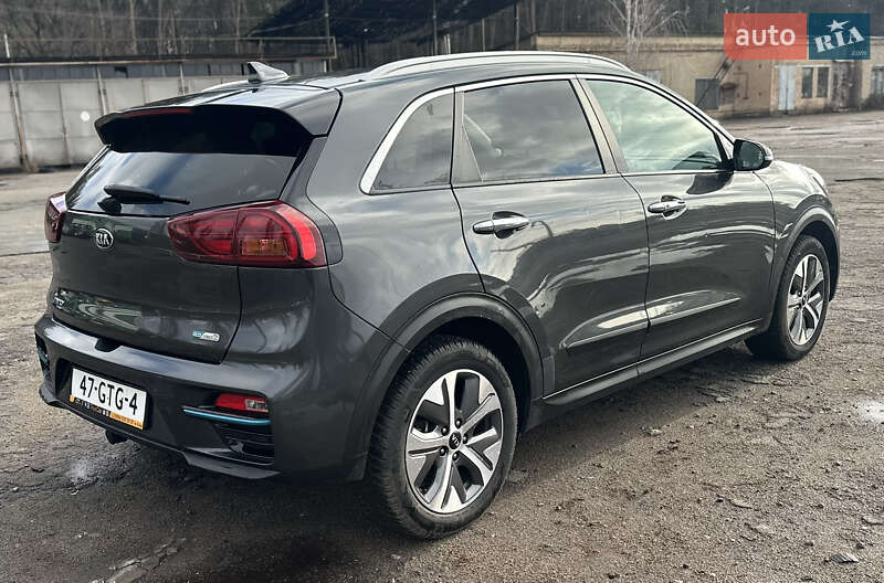 Внедорожник / Кроссовер Kia Niro 2021 в Киеве