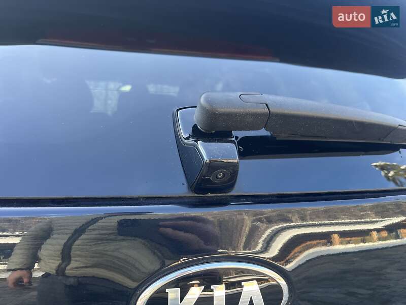 Внедорожник / Кроссовер Kia Niro 2020 в Львове