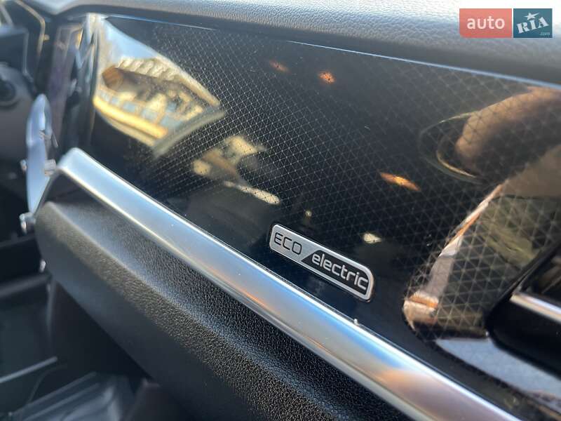 Внедорожник / Кроссовер Kia Niro 2020 в Львове